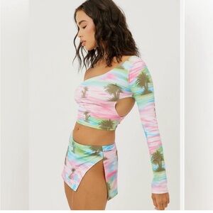 *NWT* Frankie’s Bikinis Tina One Shoulder Bikini Top